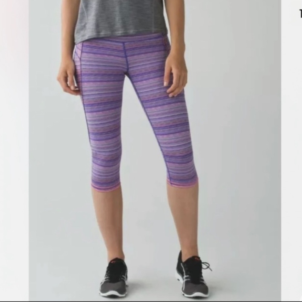Lululemon Cropped Purple Striped Leggings Athletic - Picture 4 of 12